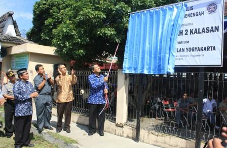 UAD Launching Sekolah Laboratorium (Labschool) di SMP 2 Muhammadiyah Kalasan