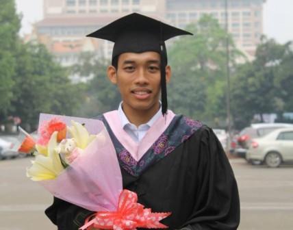 Mahasiswa UAD Pertama yang Lulus di China dengan Double Degree Program