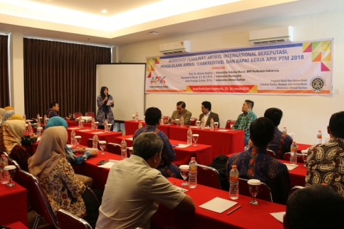 rektor_uad_membuka_acara_workshop_ilkom_dan_apik_1.jpg